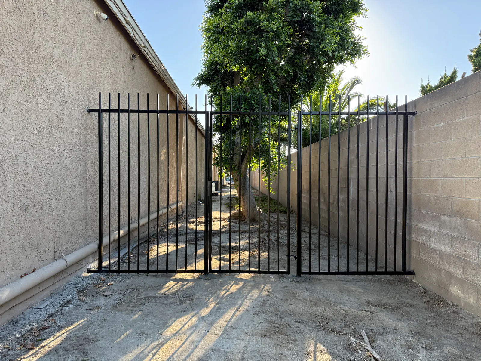 Minimalist Steel Side Gates