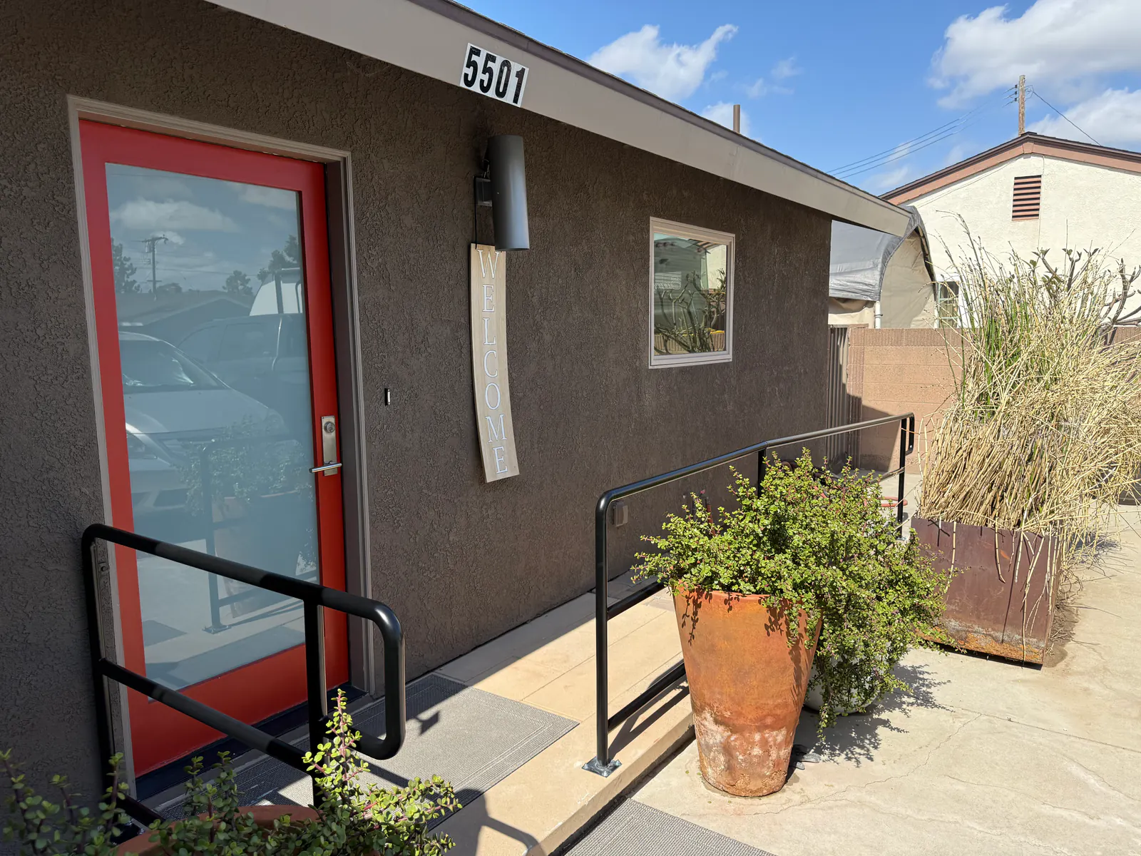 Minimalist Steel Porch Railings