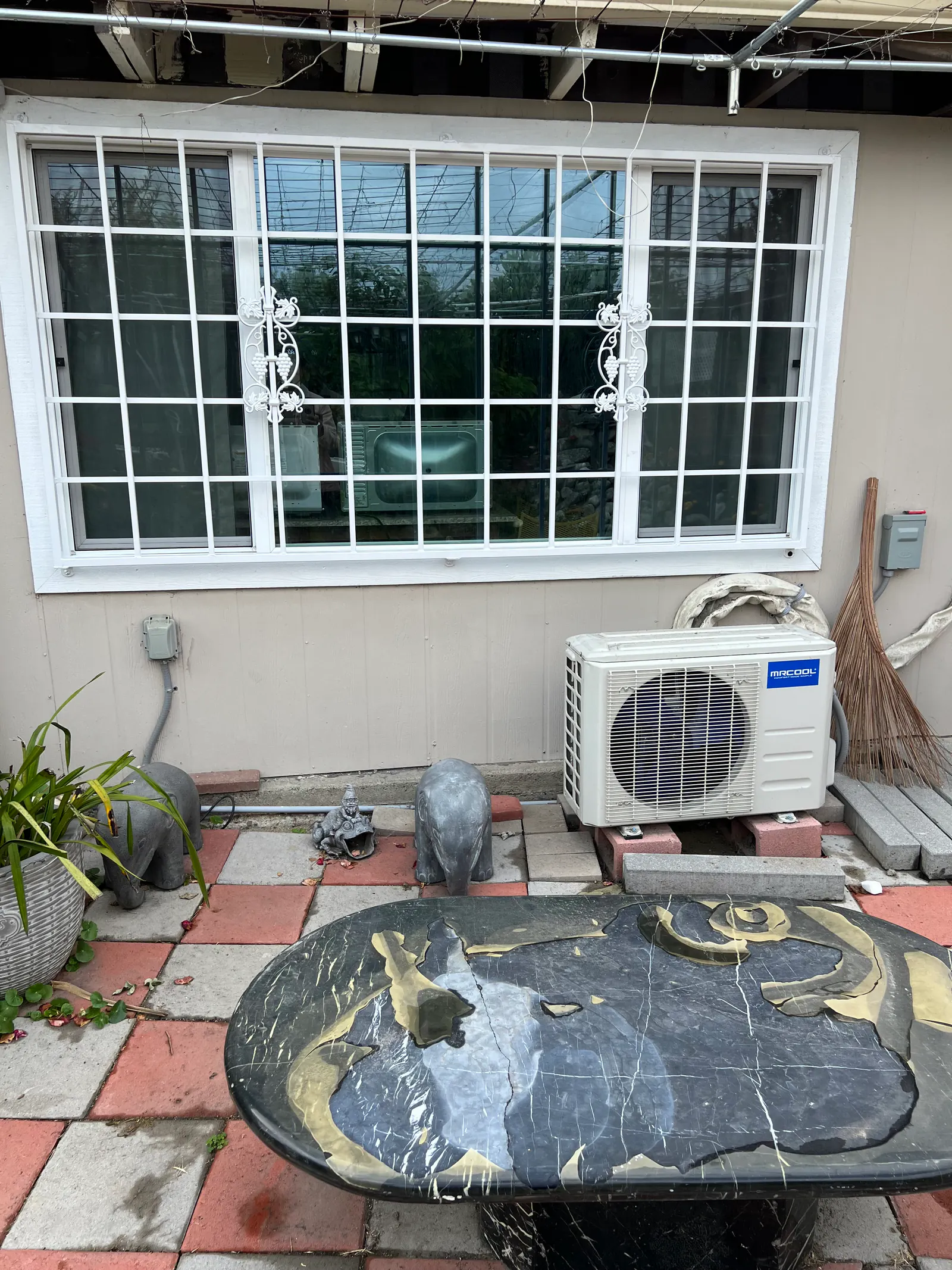 Traditional Steel Security Windows