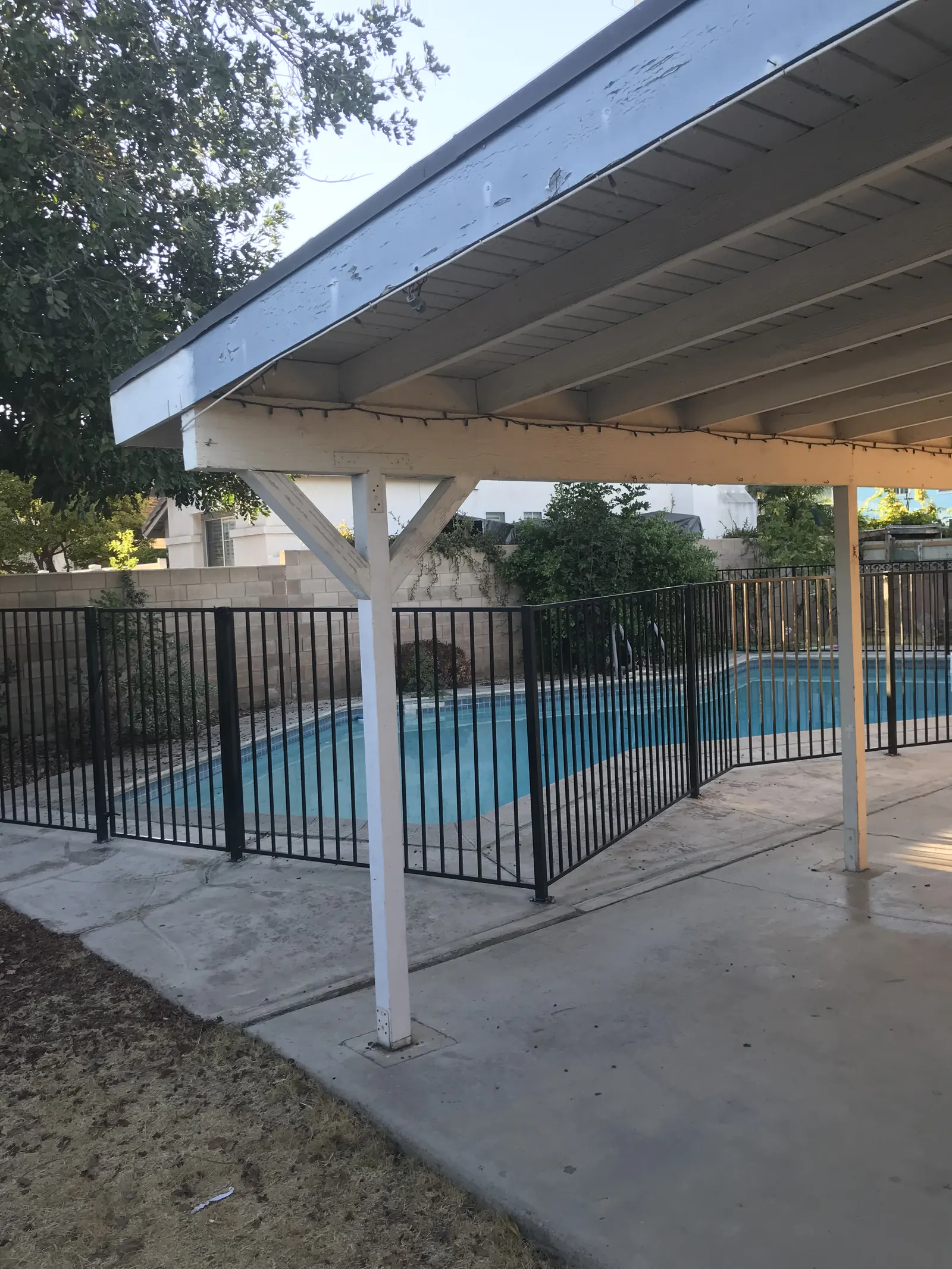 Minimalist Steel Pool Fencing